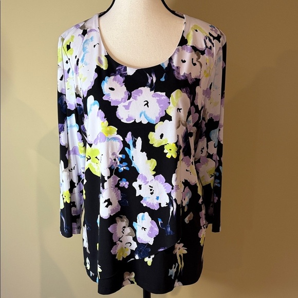 TanJay Tops - TanJay Blouse Purple Floral Print Women's Top Size M